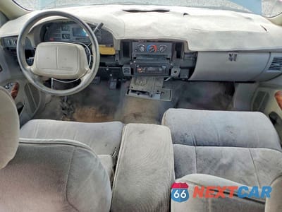 Zdjęcie 8 z 12 samochodu: 1996 CHEVROLET CAPRICE CLASSIC VIN:1G1BL52W3TR125615 - miniatura