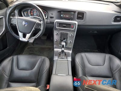 Zdjęcie 8 z 11 samochodu: 2015 VOLVO S60 PREMIER VIN:YV1612TKXF1356534 - miniatura