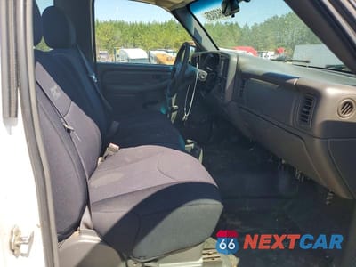 Zdjęcie 10 z 11 samochodu: 2004 GMC NEW SIERRA C1500 VIN:1GTEC14X24Z256880 - miniatura