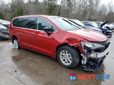 Czwarte zdjęcie samochodu z boku: 2024 CHRYSLER GRAND CARAVAN SXT VIN:2C4RC1ZG8RR200938 - miniatura