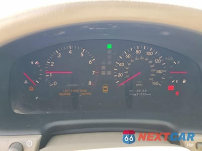 Zdjęcie 9 z 12 samochodu: 2002 LEXUS LS VIN:JTHBN30F920078858 - miniatura