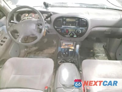 Zdjęcie 8 z 13 samochodu: 2001 TOYOTA SEQUOIA SR5 VIN:5TDBT44A71S016589 - miniatura