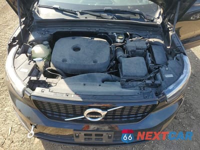 Zdjęcie 11 z 12 samochodu: 2019 VOLVO XC40 T5 R-DESIGN VIN:YV4162UM2K2085570 - miniatura