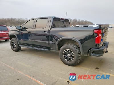 Drugie zdjęcie samochodu z przodu: 2022 CHEVROLET SILVERADO K1500 ZR2 VIN:3GCUDHEL0NG631650 - miniatura