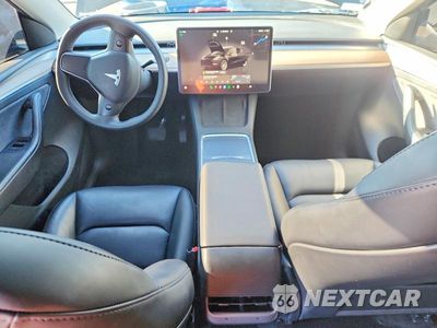 Zdjęcie 8 z 12 samochodu: 2023 TESLA MODEL Y VIN:7SAYGDEE9PF856437 - miniatura