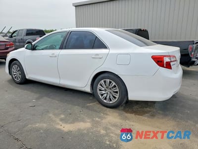 Drugie zdjęcie samochodu z przodu: 2014 TOYOTA CAMRY LE VIN:4T1BF1FK5EU426297 - miniatura