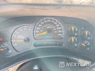 Zdjęcie 9 z 11 samochodu: 2004 CHEVROLET SILVERADO K2500 VIN:1GCGK23U74F166960 - miniatura