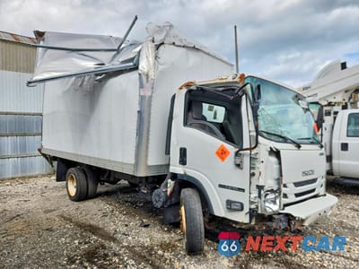 Czwarte zdjęcie samochodu z boku: 2018 ISUZU NPR HD VIN:54DC4W1B4JS804761 - miniatura