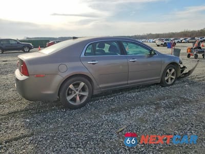 Trzecie zdjęcie samochodu z tyłu: 2012 CHEVROLET MALIBU 1LT VIN:1G1ZC5E03CF180749 - miniatura