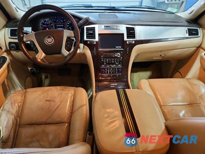 Zdjęcie 8 z 13 samochodu: 2008 CADILLAC ESCALADE LUXURY VIN:1GYFK63878R161780 - miniatura