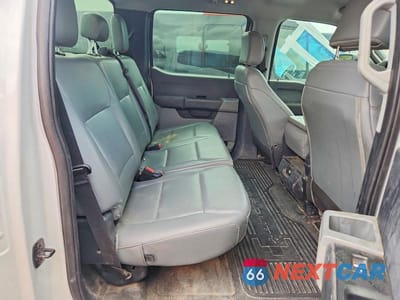 Zdjęcie 6 z 10 samochodu: 2025 FORD F350 SUPER DUTY TRUCK CAB AND CHASSIS VIN:1FD8W3HT4SEC86275 - miniatura