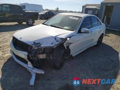 2011 MERCEDES-BENZ C 300 WDDGF5EBXBR158287 - główne zdjęcie licytacji z USA - miniatura