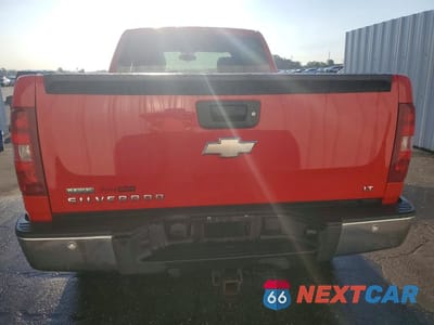 Zdjęcie 6 z 13 samochodu: 2011 CHEVROLET SILVERADO K1500 LT VIN:1GCRKSE37BZ142716 - miniatura