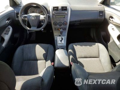 Zdjęcie 8 z 12 samochodu: 2011 TOYOTA COROLLA VIN:2T1BU4EE2BC574651 - miniatura