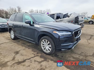 Czwarte zdjęcie samochodu z boku: 2018 VOLVO XC90 T6 VIN:YV4A22PK2J1215681 - miniatura