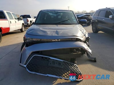 Piąte zdjęcie samochodu w środku: 2025 KIA SOUL LX VIN:KNDJ23AU0S7958244 - miniatura