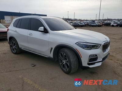 Czwarte zdjęcie samochodu z boku: 2020 BMW X5 SDRIVE 40I VIN:5UXCR4C06LLE30433 - miniatura