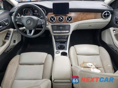 Zdjęcie 8 z 13 samochodu: 2018 MERCEDES-BENZ GLA 250 4MATIC VIN:WDCTG4GB5JJ463247 - miniatura