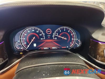 Zdjęcie 9 z 11 samochodu: 2017 BMW 750 XI VIN:WBA7F2C57HG422718 - miniatura