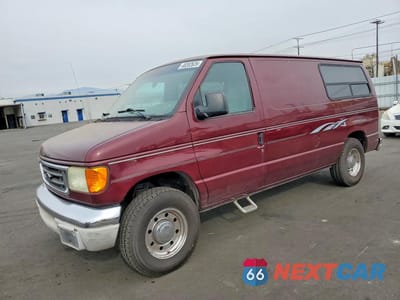 2004 FORD ECONOLINE E250 VAN 1FDNE24L84HA08860 - główne zdjęcie licytacji z USA - miniatura