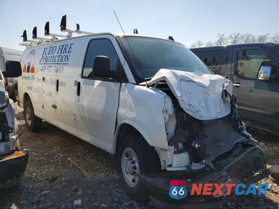 Czwarte zdjęcie samochodu z boku: 2023 CHEVROLET EXPRESS 2500 CARGO UTILITY / SERVICE VAN VIN:1GCWGBFP2P1208181 - miniatura