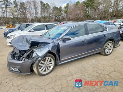 2017 VOLKSWAGEN PASSAT SEL PREMIUM 1VWCT7A32HC018108 - główne zdjęcie licytacji z USA - miniatura
