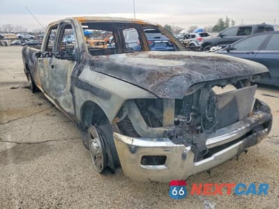 Czwarte zdjęcie samochodu z boku: 2017 RAM 3500 VIN:3C63R3GL0HG762621 - miniatura