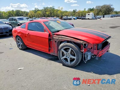 Czwarte zdjęcie samochodu z boku: 2014 FORD MUSTANG VIN:1ZVBP8AM0E5244906 - miniatura