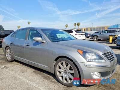 Czwarte zdjęcie samochodu z boku: 2012 HYUNDAI EQUUS ULTIMATE VIN:KMHGH4JH8CU048728 - miniatura