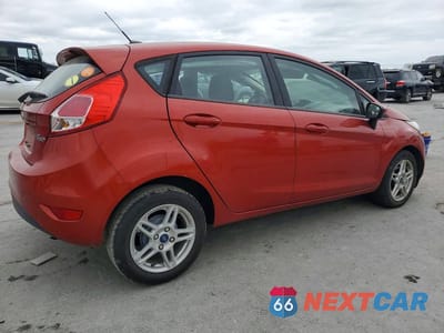 Trzecie zdjęcie samochodu z tyłu: 2019 FORD FIESTA SE VIN:3FADP4EJ0KM153862 - miniatura