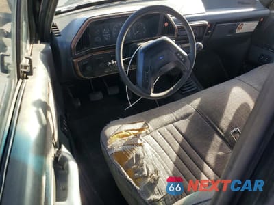 Zdjęcie 8 z 14 samochodu: 1990 FORD F250 VIN:1FTHF26H8LPA30773 - miniatura