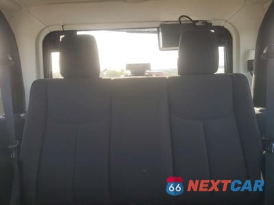 Zdjęcie 10 z 12 samochodu: 2017 JEEP WRANGLER SPORT VIN:1C4AJWAG4HL657605 - miniatura