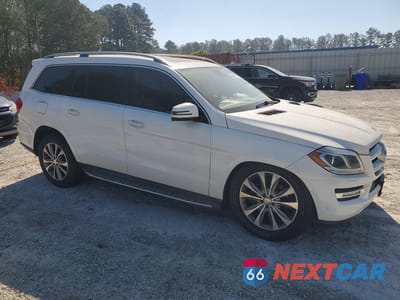 Czwarte zdjęcie samochodu z boku: 2014 MERCEDES-BENZ GL 450 4MATIC VIN:4JGDF7CE1EA403790 - miniatura
