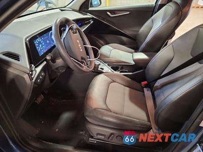 Zdjęcie 7 z 12 samochodu: 2023 KIA NIRO EV WIND VIN:KNDCR3L13P5053314 - miniatura