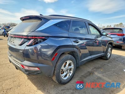 Trzecie zdjęcie samochodu z tyłu: 2023 HYUNDAI TUCSON SEL VIN:5NMJBCAE0PH172839 - miniatura