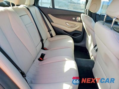 Zdjęcie 10 z 12 samochodu: 2017 MERCEDES-BENZ E 300 VIN:WDDZF4JB2HA170675 - miniatura