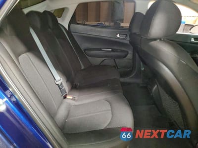 Zdjęcie 10 z 11 samochodu: 2019 KIA OPTIMA LX VIN:5XXGT4L30KG346442 - miniatura