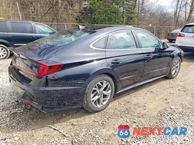 Trzecie zdjęcie samochodu z tyłu: 2020 HYUNDAI SONATA SEL VIN:5NPEF4JA9LH007961 - miniatura