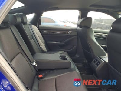 Zdjęcie 10 z 13 samochodu: 2018 HONDA ACCORD SPORT VIN:1HGCV2F32JA008383 - miniatura