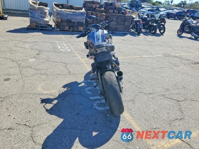 Czwarte zdjęcie samochodu z boku: 2023 KAWASAKI ZR900 F VIN:ML5ZRDF11PDA57523 - miniatura