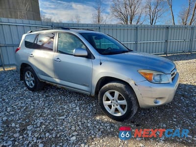 Czwarte zdjęcie samochodu z boku: 2007 TOYOTA RAV4 LIMITED VIN:JTMBK31VX76011223 - miniatura