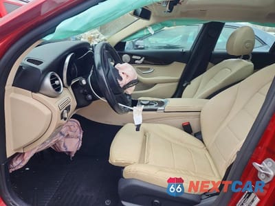 Zdjęcie 7 z 12 samochodu: 2017 MERCEDES-BENZ C 300 4MATIC VIN:55SWF4KB4HU179816 - miniatura
