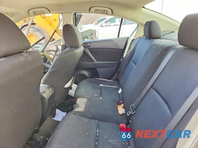 Zdjęcie 10 z 12 samochodu: 2011 MAZDA 3 I VIN:JM1BL1UG7B1372347 - miniatura