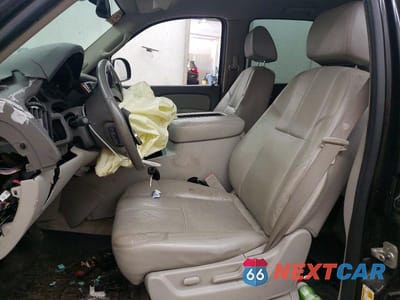 Zdjęcie 7 z 14 samochodu: 2007 CHEV TAHOE K1500 VIN:1GNFK13047R305925 - miniatura