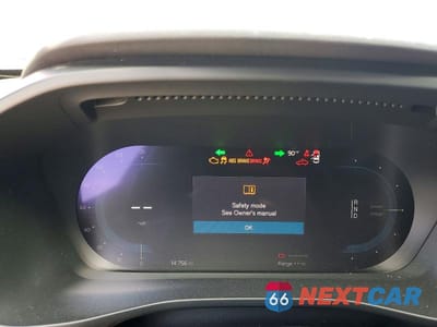 Zdjęcie 9 z 12 samochodu: 2023 VOLVO C40 RECHARGE ULTIMATE VIN:YV4ED3GM9P2045096 - miniatura