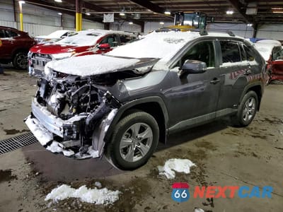 2025 TOYOTA RAV4 HYBRID XLE JTMRWRFV5SJ079112 - główne zdjęcie licytacji z USA - miniatura