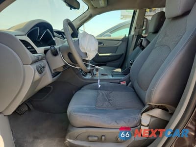 Zdjęcie 7 z 12 samochodu: 2015 CHEVROLET TRAVERSE LS VIN:1GNKRFKD4FJ123148 - miniatura