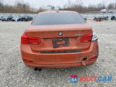 Zdjęcie 6 z 11 samochodu: 2017 BMW 330 VIN:WBA8B9G34HNU52935 - miniatura