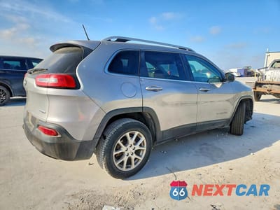 Trzecie zdjęcie samochodu z tyłu: 2015 JEEP CHEROKEE LATITUDE VIN:1C4PJLCB3FW517938 - miniatura