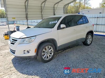 2010 VOLKSWAGEN TIGUAN S WVGAV7AXXAW538175 - główne zdjęcie licytacji z USA - miniatura